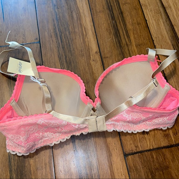 Aerie Gold Push Up Bra Pink Details - Picture 5 of 13